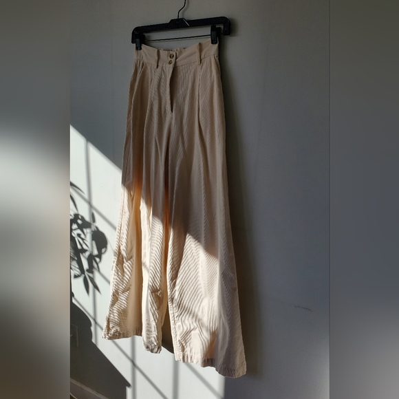 Super wide leg Corduroy trouser - Picture 2 of 5